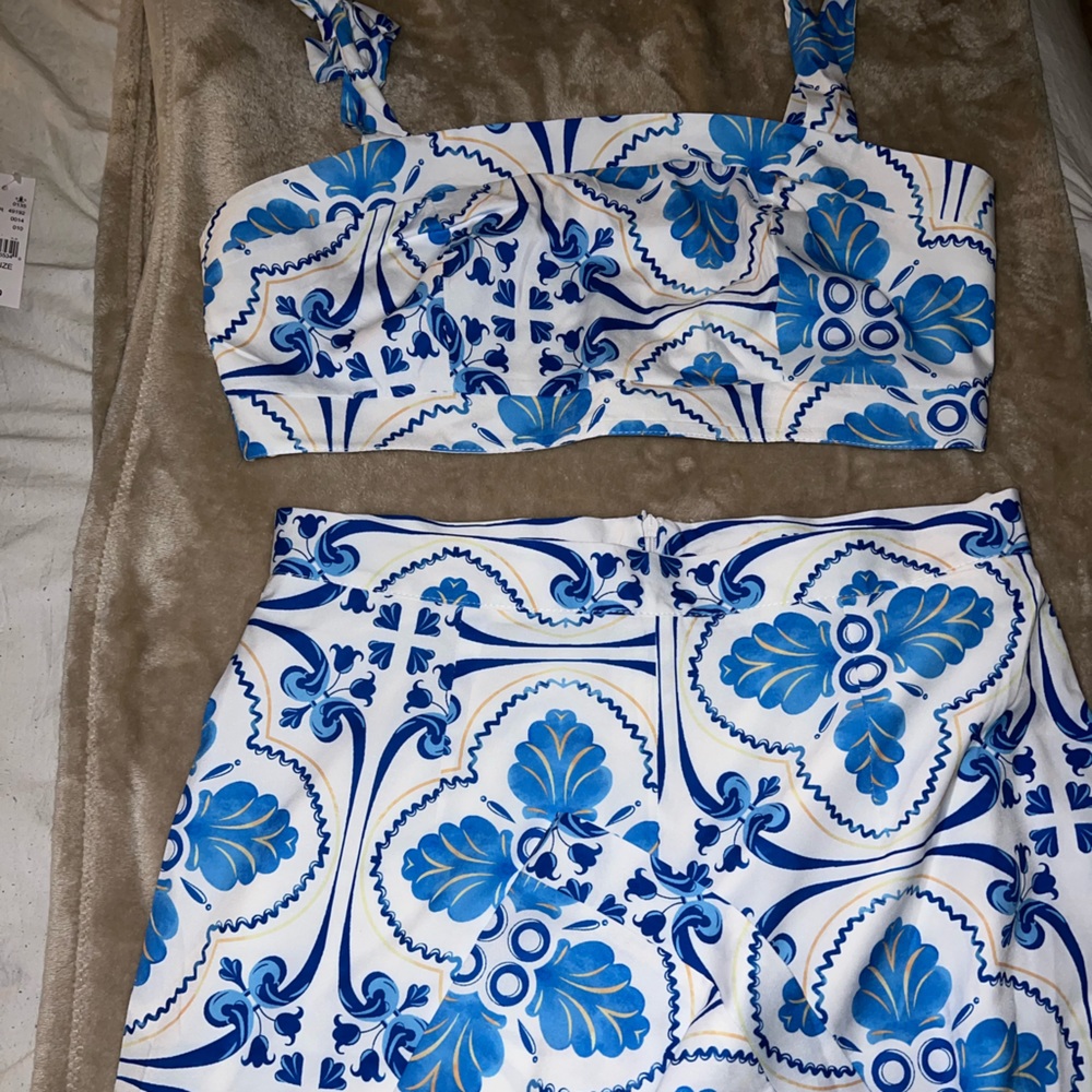 Two piece pant set